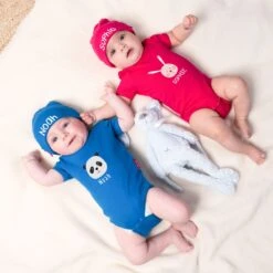 Strampler KurzarmHellblau 8 Strampler KurzarmHellblau -Simply Colors Verkaufsgeschäft baby romper en mutsje met naam 12