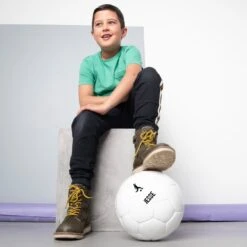 FußballOrange 6 FußballOrange -Simply Colors Verkaufsgeschäft voetbal wit met naam 4